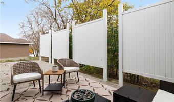 315 Fairgrounds Rd 104, Alexandria, MN 56308