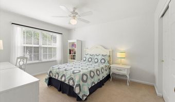226 Arbor Trails Dr, Ballwin, MO 63021