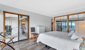 1 3RD St 204, Astoria, OR 97103