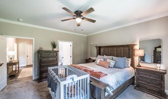 619 Crestman Dr, Arab, AL 35016