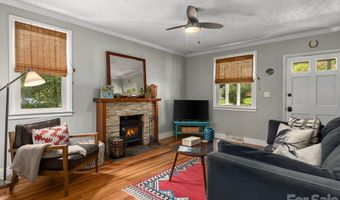 73 Fair Oaks Rd, Arden, NC 28704
