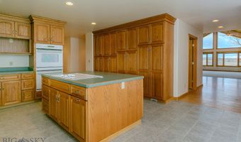 297 Big Timber Loop Rd, Big Timber, MT 59011