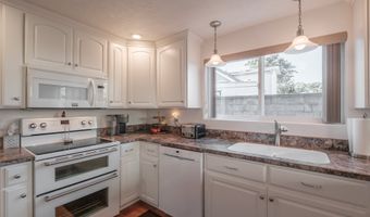 2669 CHICAGO St, Albany, OR 97322