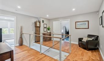390 Iron Mine Hill Rd, North Smithfield, RI 02896