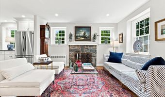 49 W SKIPPACK Pike, Ambler, PA 19002