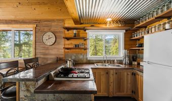 595 Snowcat Ln, Bonners Ferry, ID 83805