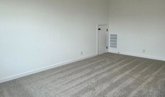 182 Peeps Ct, Adkins, TX 78101