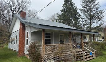 110 Fisher St, Andrews, NC 28901