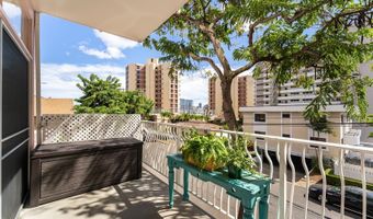 1020 Green St 208, Honolulu, HI 96822