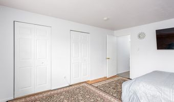 280 E Main St APT E6, Clinton, CT 06413