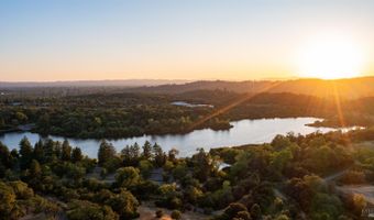 5569 Pepperwood Rd, Santa Rosa, CA 95409