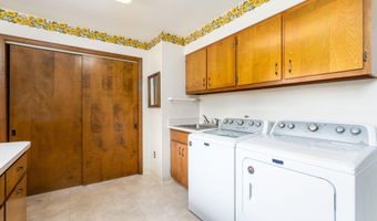 7290 Wingeier Ave SE, Alto, MI 49302