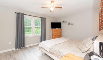 4 FRANKLIN Sq, Berlin, MD 21811