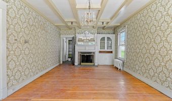 160 Manning Blvd, Albany, NY 12203