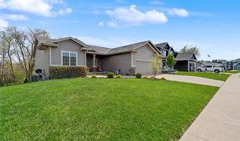 1009 Baileys Grove Dr, Adel, IA 50003