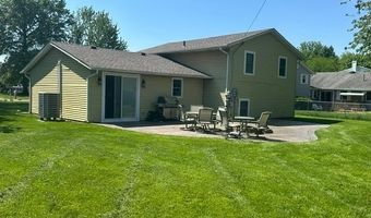 454 Oaknoll Dr, Amherst, OH 44001