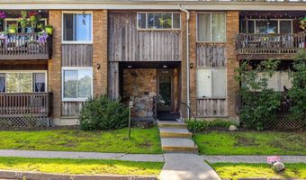 200 Woodmont Ave 98, Bridgeport, CT 06606