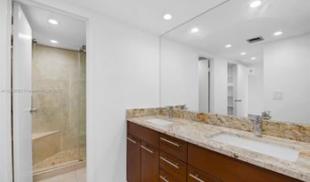 3675 N Country Club Dr 2302, Aventura, FL 33180
