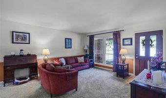 428 Melanie Meadows Ln, Ballwin, MO 63021