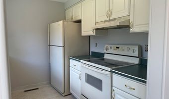 304 Charlesgate Cir, Amherst, NY 14051
