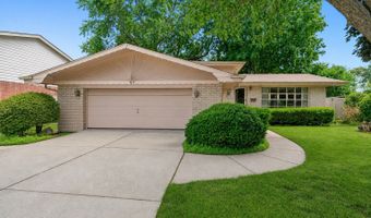 917 W Army Trail Blvd, Addison, IL 60101