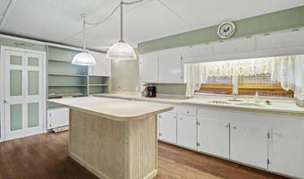 202 Saint John Rd, Brooklyn, MS 39425