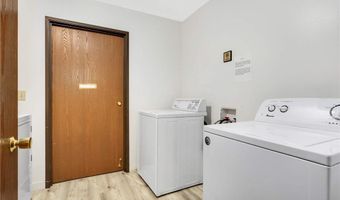 14115 Pennock Ave 303, Apple Valley, MN 55124