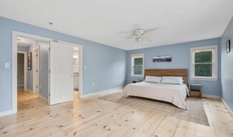 3528 Main St, Barnstable, MA 02630