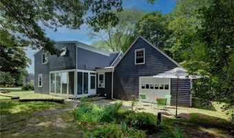 19 Harborview Ave, Bristol, RI 02809