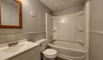 1902 E 38th St, Anderson, IN 46013