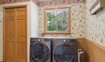 4403 W Riverview Dr, Alma, MI 48801