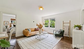 1611 Tippah Park Ct, Charlotte, NC 28205