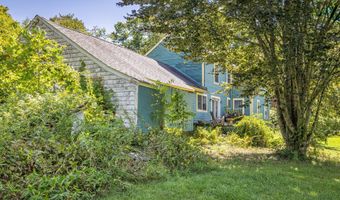 60 Chaplin St, Chaplin, CT 06235