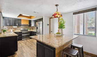 916 E CLEVELAND St, Apopka, FL 32703