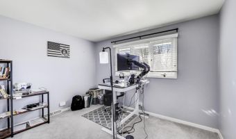 502 S Reuter Dr, Arlington Heights, IL 60005