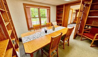 1045 Broadway, Bangor, ME 04401