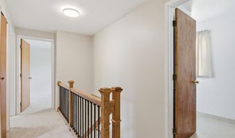 2825 Tuebingen Pkwy, Ann Arbor, MI 48105