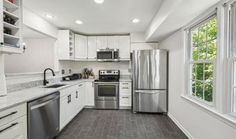 71 FENDALL Ave, Alexandria, VA 22304