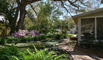 160 Ave C, Apalachicola, FL 32320