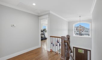 30 Berger Ave, Amityville, NY 11701