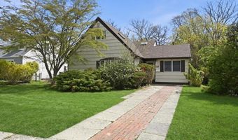49 Forrest Pl, Amityville, NY 11701