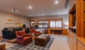 550 Crowson Rd, Ashland, OR 97520