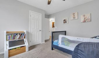1400 Mizzen Ave, Beachwood, NJ 08722