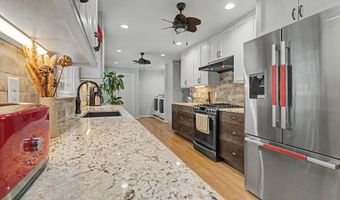 500 Pinewood Dr, Apex, NC 27502