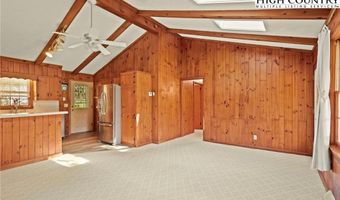 455 Boulder Gardens Rd, Banner Elk, NC 28604