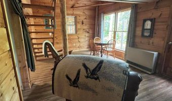 6 Maple Dr, Abbot, ME 04406