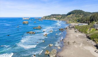 17454 BLUFF Dr, Brookings, OR 97415