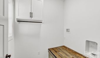 73 Rocking Porch Rd, Asheville, NC 28805