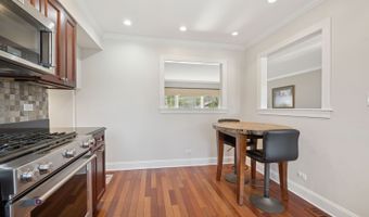 1407 N Dunton Ave, Arlington Heights, IL 60004