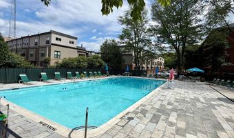 5301 WESTBARD Cir 334, Bethesda, MD 20816